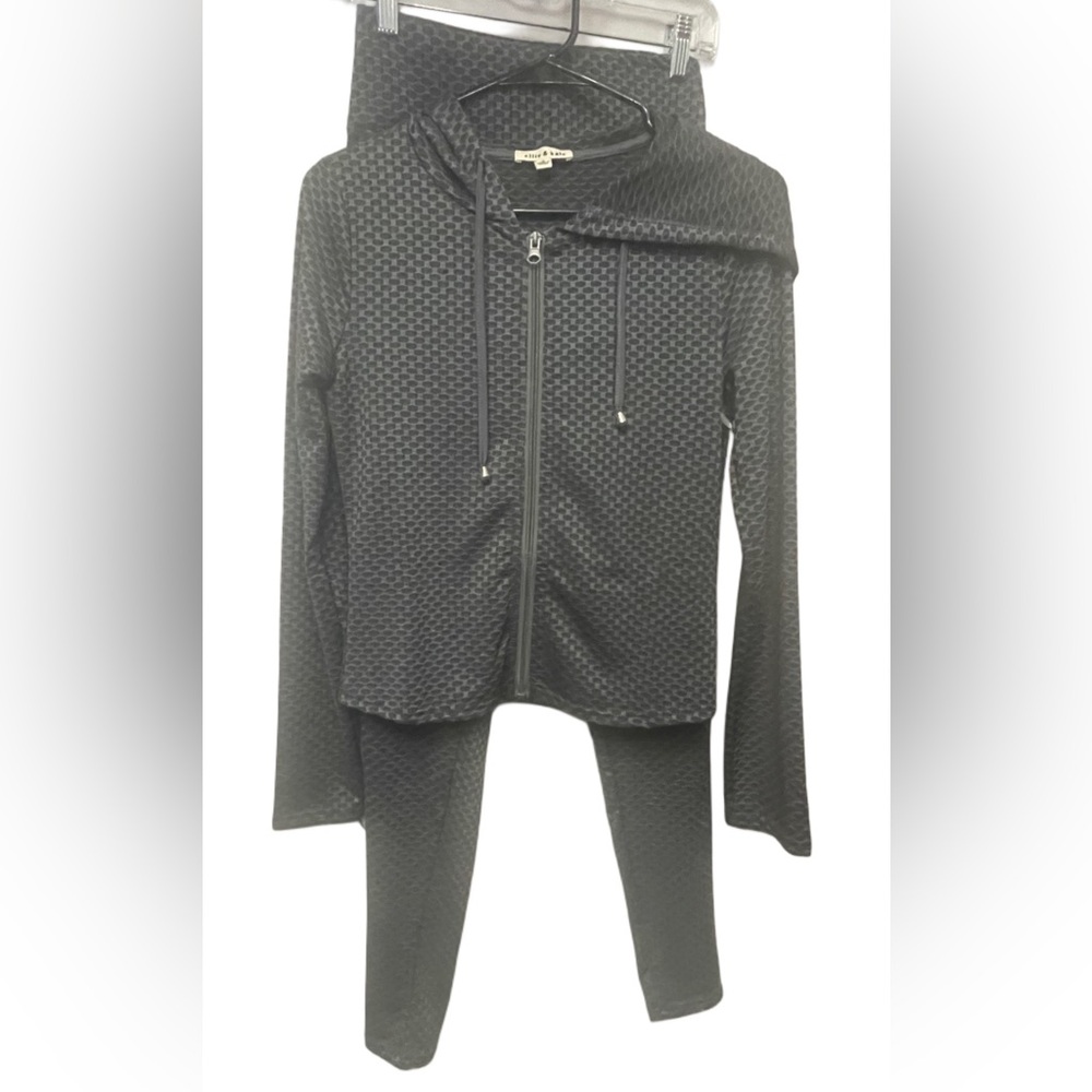 ELLIE & KATE 2 PC Charcoal/Grey Casual Set With Hoodie